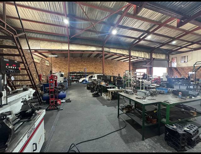 800M² WAREHOUSE TO LET IN PRETORIA WEST